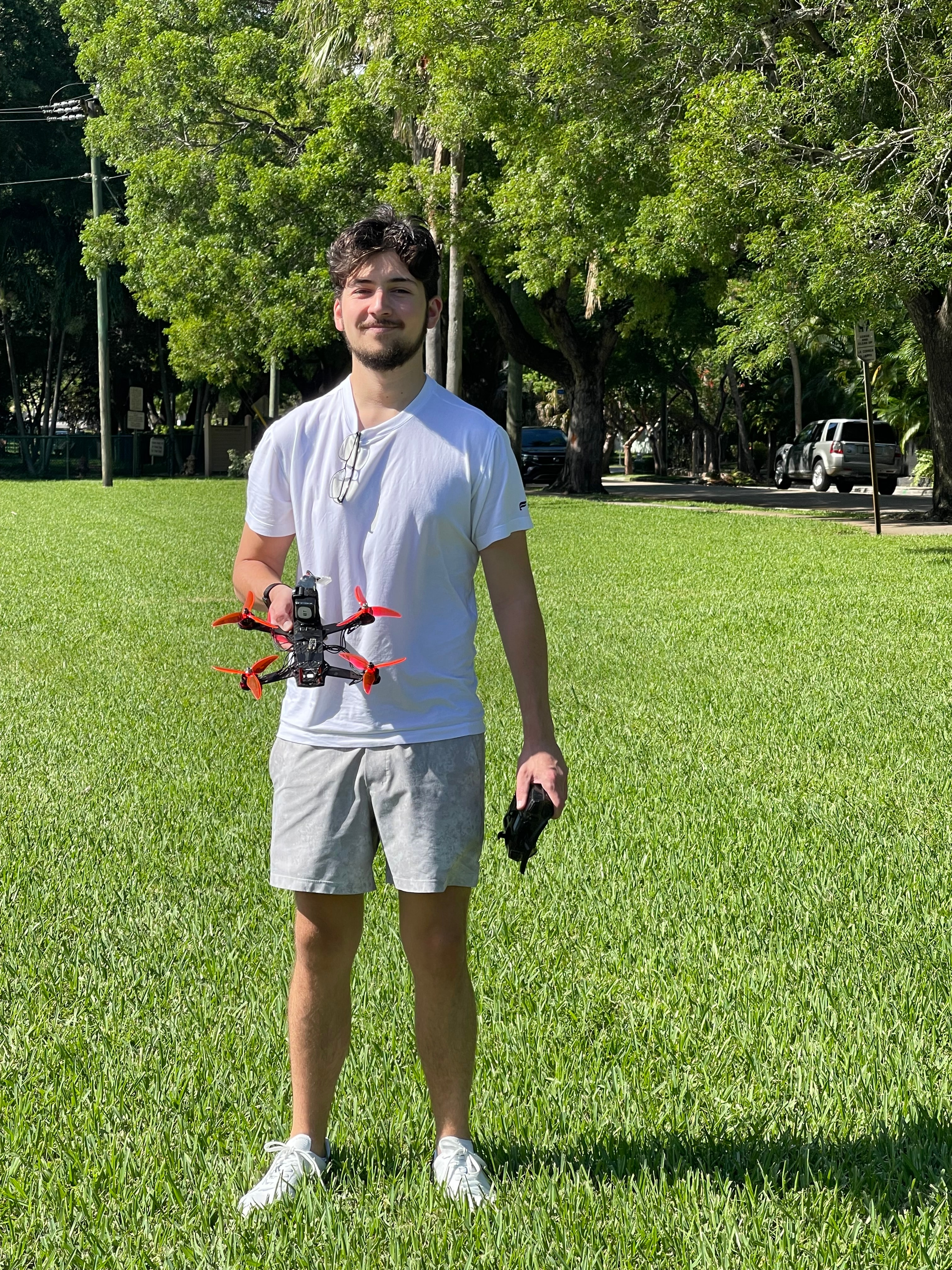 250mm FPV Quadcopter feature photo